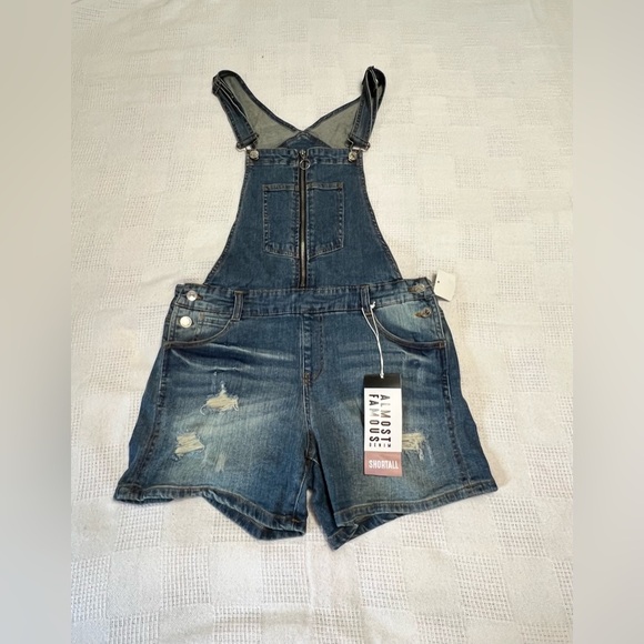 Almost famous shorts overall - Picture 1 of 7